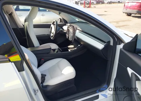 2020 Tesla Model Y из США, поврежденный, VIN 5YJYGDEF1LF049846